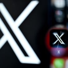 X mobile app logo