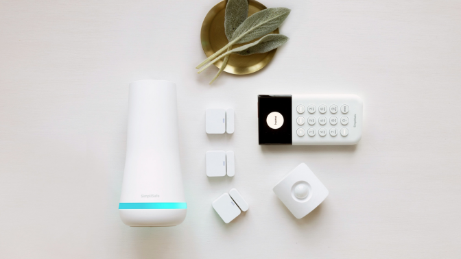 the simplisafe essentials home security system